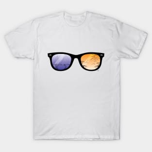 Sunglasses with Beach and Mountains Orange and Blue T-Shirt